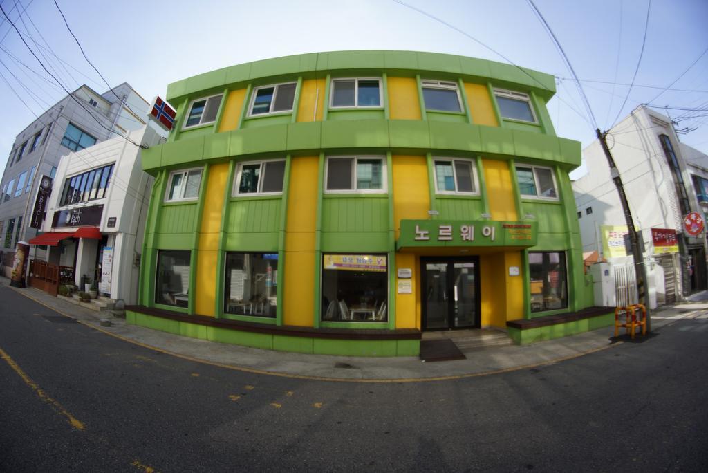 Mokpo Norway Guesthouse Экстерьер фото
